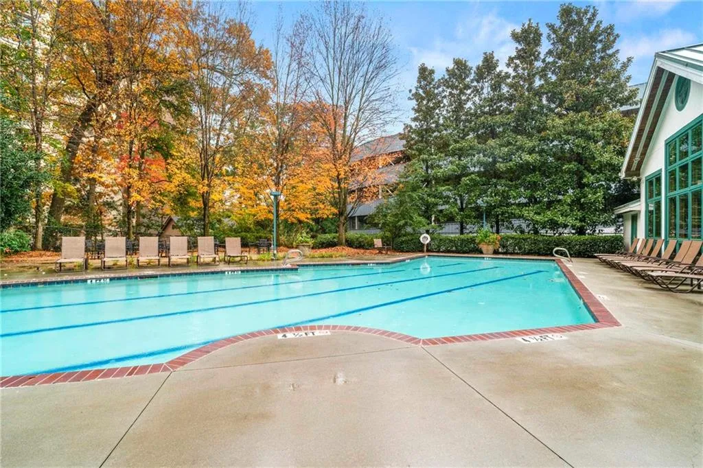 2870 Pharr Court S Nw Unit 1608, Atlanta, Georgia 30305, 1 Bedroom Bedrooms, ,1 BathroomBathrooms,Residential,For Sale,2870 Pharr Court S Nw Unit 1608,7562978