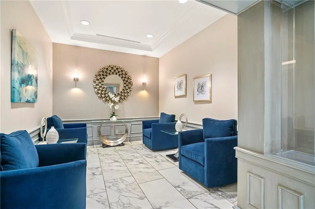 2870 Pharr Court S Nw Unit 1608, Atlanta, Georgia 30305, 1 Bedroom Bedrooms, ,1 BathroomBathrooms,Residential,For Sale,2870 Pharr Court S Nw Unit 1608,7562978