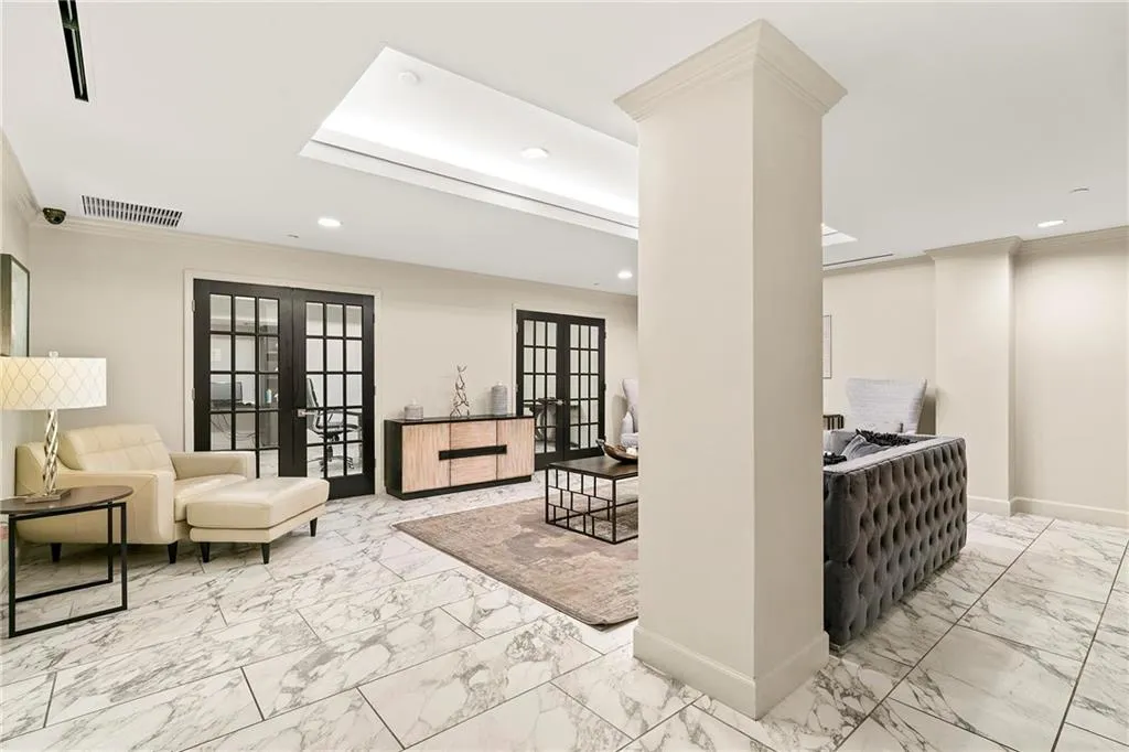 2870 Pharr Court S Nw Unit 1608, Atlanta, Georgia 30305, 1 Bedroom Bedrooms, ,1 BathroomBathrooms,Residential,For Sale,2870 Pharr Court S Nw Unit 1608,7562978