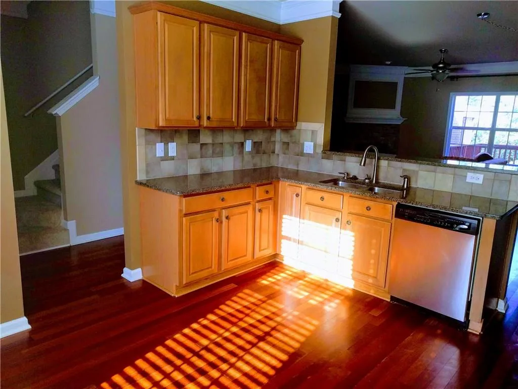 7867 Kiverton Place, Sandy Springs, Georgia 30350, 4 Bedrooms Bedrooms, ,3 BathroomsBathrooms,Residential,Sold,7867 Kiverton Place,6069518