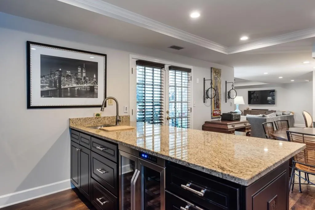 305 Aldenshire Place, Sandy Springs, Georgia 30350, 4 Bedrooms Bedrooms, ,4 BathroomsBathrooms,Residential,For Sale,305 Aldenshire Place,7707788
