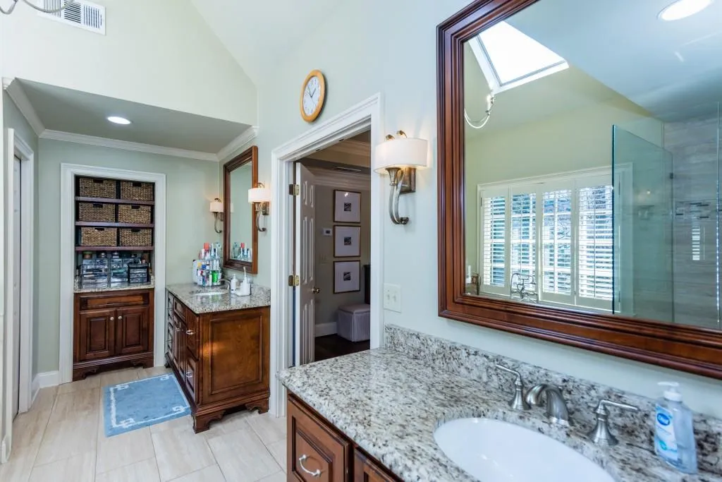 305 Aldenshire Place, Sandy Springs, Georgia 30350, 4 Bedrooms Bedrooms, ,4 BathroomsBathrooms,Residential,For Sale,305 Aldenshire Place,7707788