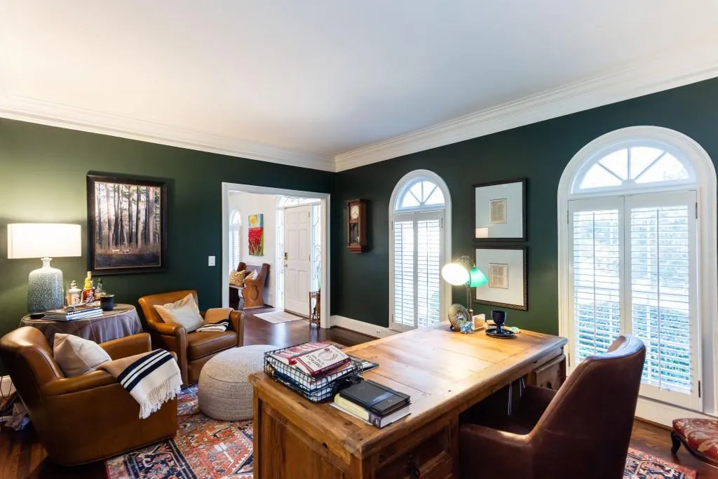 305 Aldenshire Place, Sandy Springs, Georgia 30350, 4 Bedrooms Bedrooms, ,4 BathroomsBathrooms,Residential,For Sale,305 Aldenshire Place,7707788