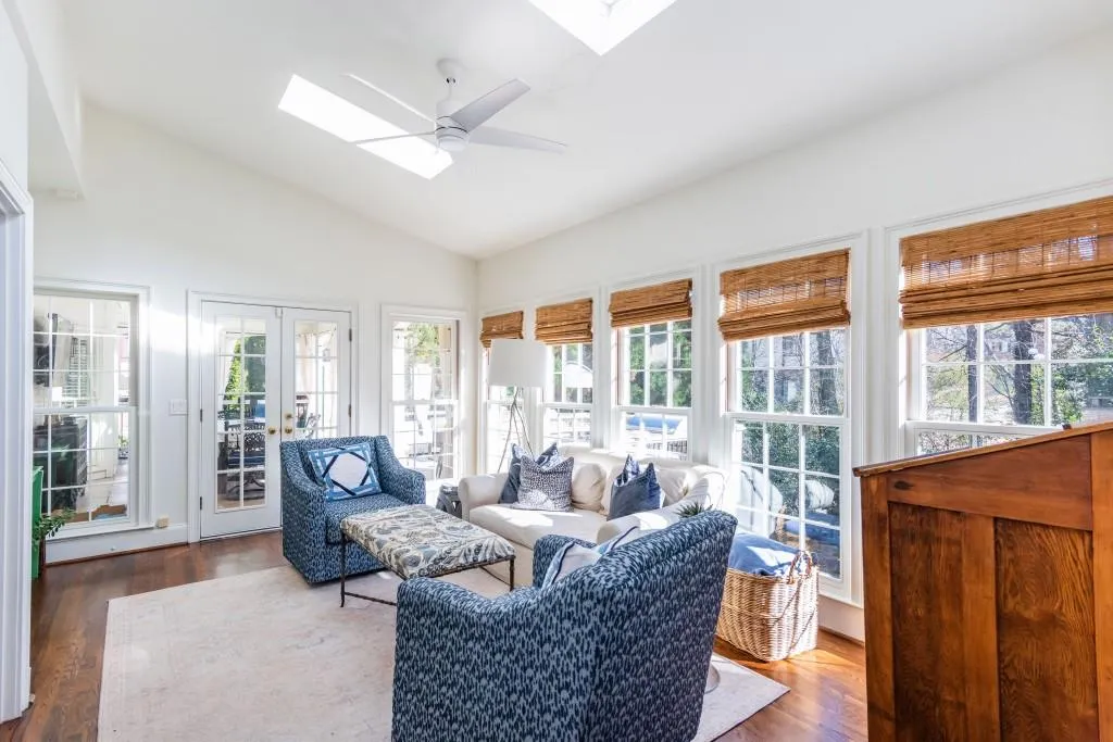 305 Aldenshire Place, Sandy Springs, Georgia 30350, 4 Bedrooms Bedrooms, ,4 BathroomsBathrooms,Residential,For Sale,305 Aldenshire Place,7707788