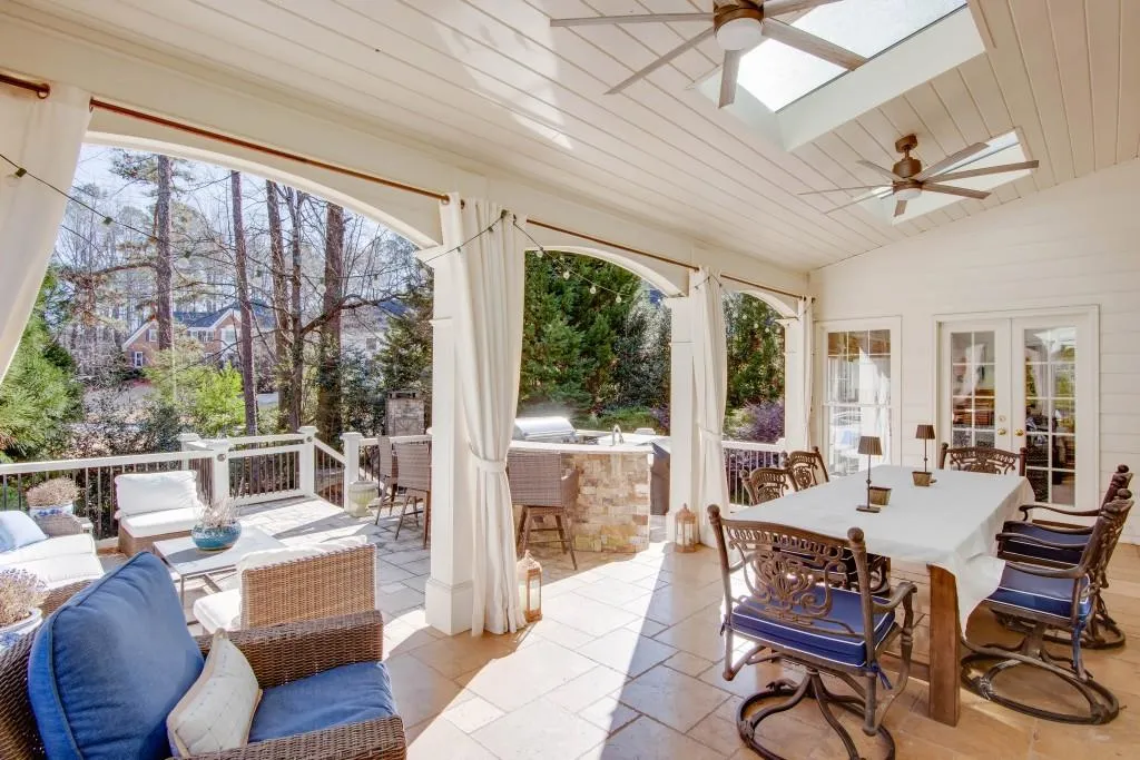 305 Aldenshire Place, Sandy Springs, Georgia 30350, 4 Bedrooms Bedrooms, ,4 BathroomsBathrooms,Residential,For Sale,305 Aldenshire Place,7707788