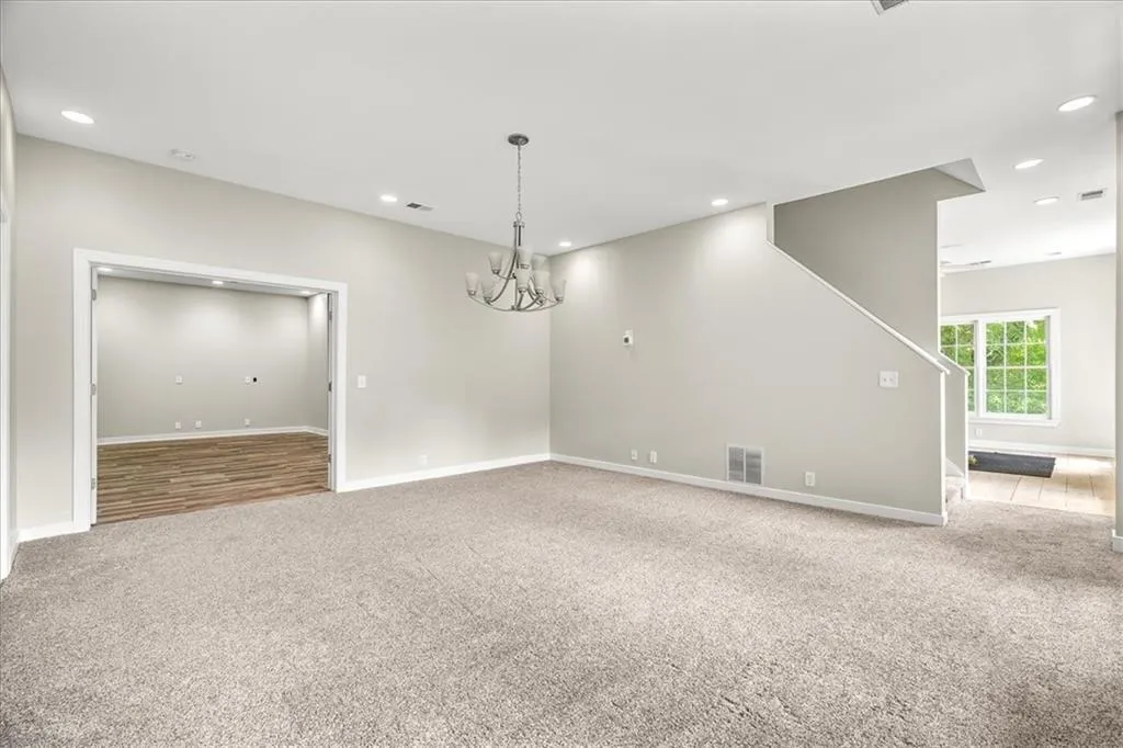 5795 De Claire Court, Atlanta, Georgia 30328, 5 Bedrooms Bedrooms, ,5 BathroomsBathrooms,Residential,Sold,5795 De Claire Court,7458811