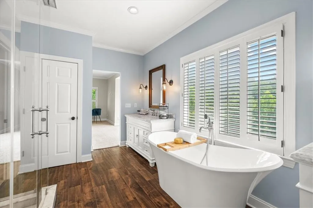 5795 De Claire Court, Atlanta, Georgia 30328, 5 Bedrooms Bedrooms, ,5 BathroomsBathrooms,Residential,Sold,5795 De Claire Court,7458811