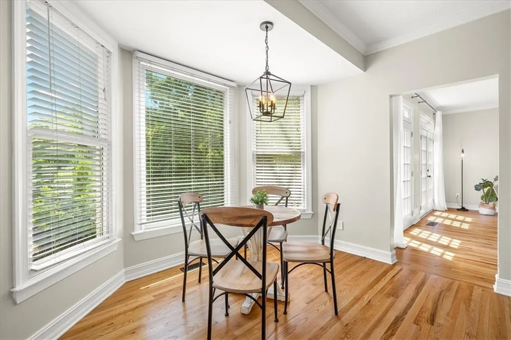 5795 De Claire Court, Atlanta, Georgia 30328, 5 Bedrooms Bedrooms, ,5 BathroomsBathrooms,Residential,Sold,5795 De Claire Court,7458811