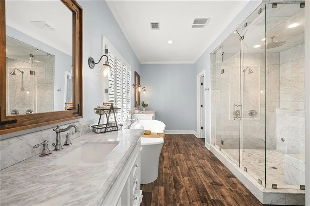 5795 De Claire Court, Atlanta, Georgia 30328, 5 Bedrooms Bedrooms, ,5 BathroomsBathrooms,Residential,Sold,5795 De Claire Court,7458811