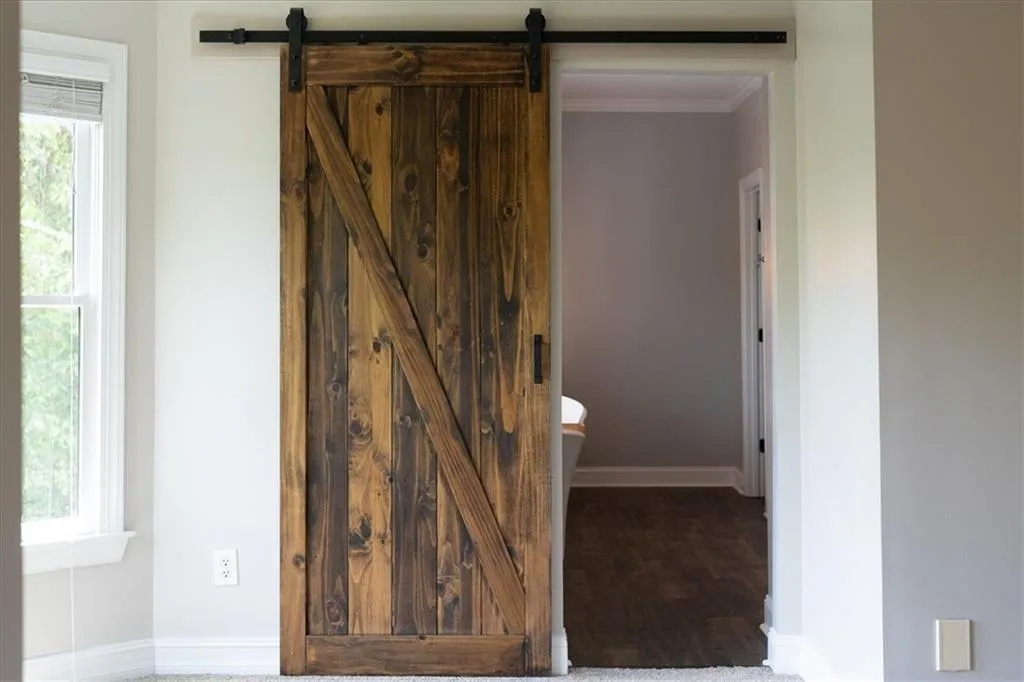 5795 De Claire Court, Atlanta, Georgia 30328, 5 Bedrooms Bedrooms, ,5 BathroomsBathrooms,Residential,Sold,5795 De Claire Court,7458811