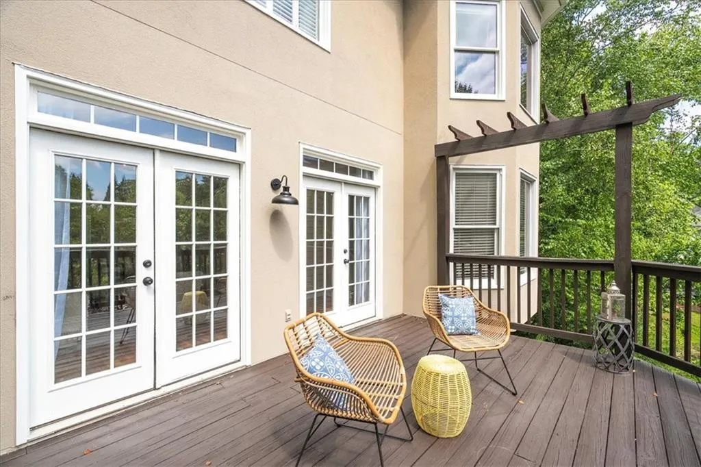 5795 De Claire Court, Atlanta, Georgia 30328, 5 Bedrooms Bedrooms, ,5 BathroomsBathrooms,Residential,Sold,5795 De Claire Court,7458811