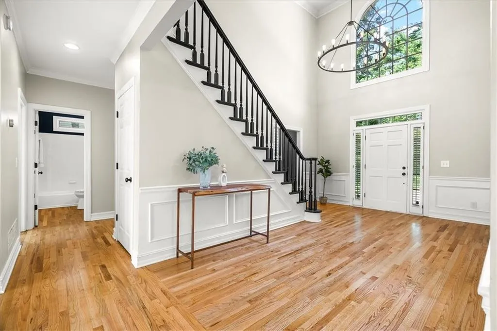 5795 De Claire Court, Atlanta, Georgia 30328, 5 Bedrooms Bedrooms, ,5 BathroomsBathrooms,Residential,Sold,5795 De Claire Court,7458811