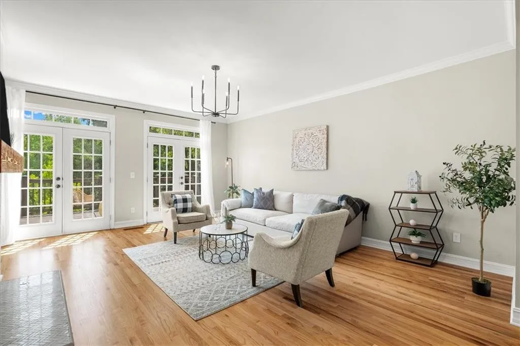 5795 De Claire Court, Atlanta, Georgia 30328, 5 Bedrooms Bedrooms, ,5 BathroomsBathrooms,Residential,Sold,5795 De Claire Court,7458811