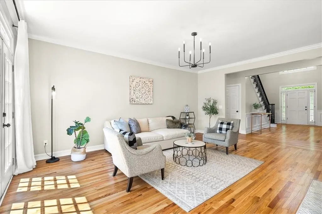 5795 De Claire Court, Atlanta, Georgia 30328, 5 Bedrooms Bedrooms, ,5 BathroomsBathrooms,Residential,Sold,5795 De Claire Court,7458811