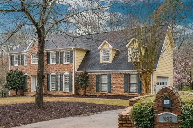 295 Bruton Way, Sandy Springs, Georgia 30342, 4 Bedrooms Bedrooms, ,4 BathroomsBathrooms,Residential,Sold,295 Bruton Way,5971489