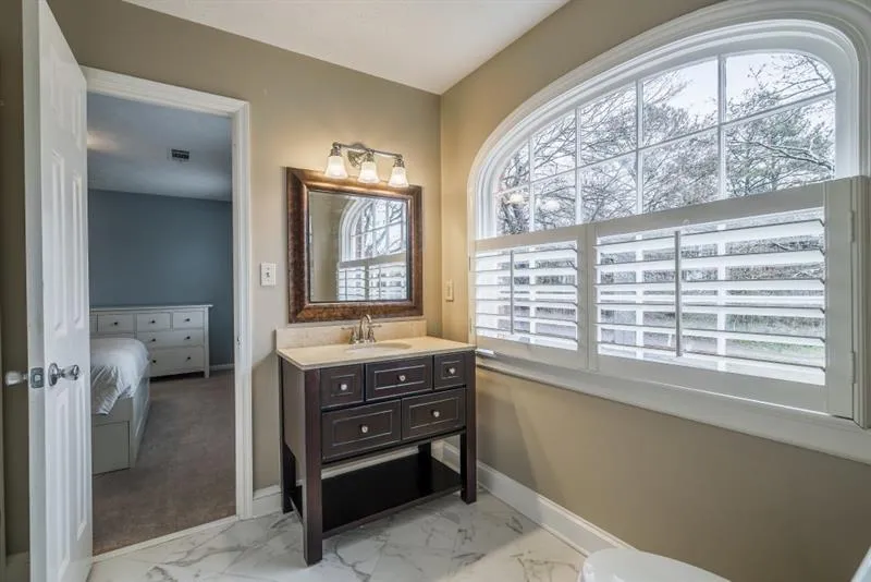 295 Bruton Way, Sandy Springs, Georgia 30342, 4 Bedrooms Bedrooms, ,4 BathroomsBathrooms,Residential,Sold,295 Bruton Way,5971489