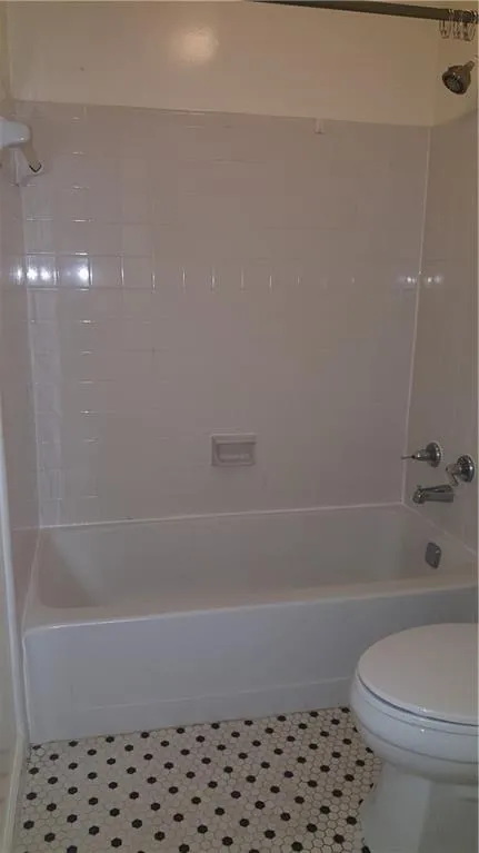 702 Gettysburg Place, Atlanta, Georgia 30350, 2 Bedrooms Bedrooms, ,1 BathroomBathrooms,Residential,Sold,702 Gettysburg Place,6506274