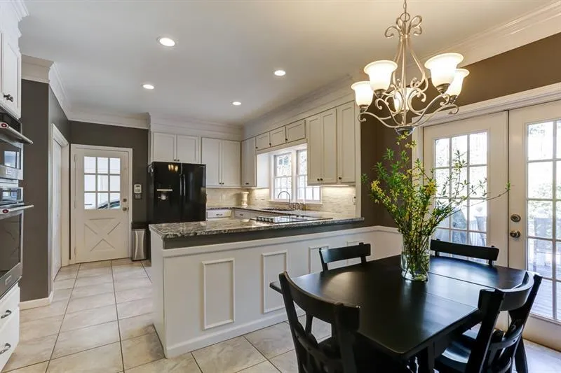 615 Bridgewater Drive, Sandy Springs, Georgia 30328, 5 Bedrooms Bedrooms, ,3 BathroomsBathrooms,Residential,Sold,615 Bridgewater Drive,6573968
