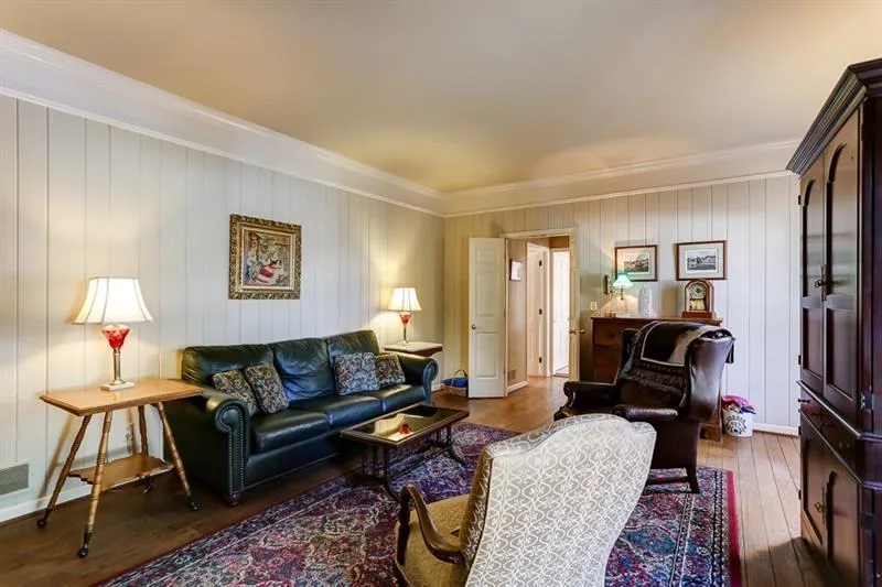 615 Bridgewater Drive, Sandy Springs, Georgia 30328, 5 Bedrooms Bedrooms, ,3 BathroomsBathrooms,Residential,Sold,615 Bridgewater Drive,6573968