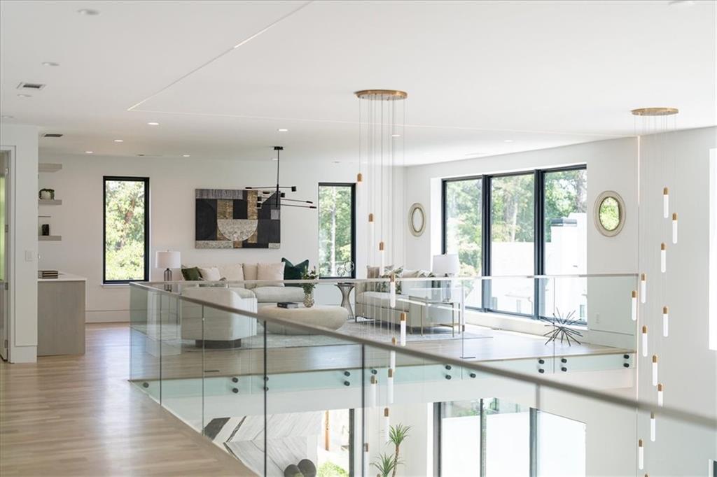 4720 Merlendale Drive, Atlanta, Georgia 30327, 6 Bedrooms Bedrooms, ,7 BathroomsBathrooms,Residential,Sold,4720 Merlendale Drive,7252419