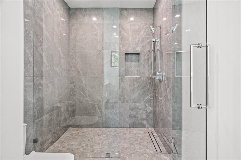 4720 Merlendale Drive, Atlanta, Georgia 30327, 6 Bedrooms Bedrooms, ,7 BathroomsBathrooms,Residential,Sold,4720 Merlendale Drive,7252419