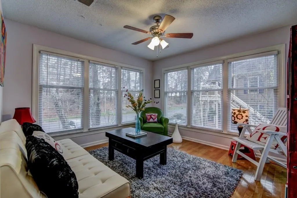 703 Hollyfax Circle, Atlanta, Georgia 30328, 1 Bedroom Bedrooms, ,1 BathroomBathrooms,Residential,Sold,703 Hollyfax Circle,5940980