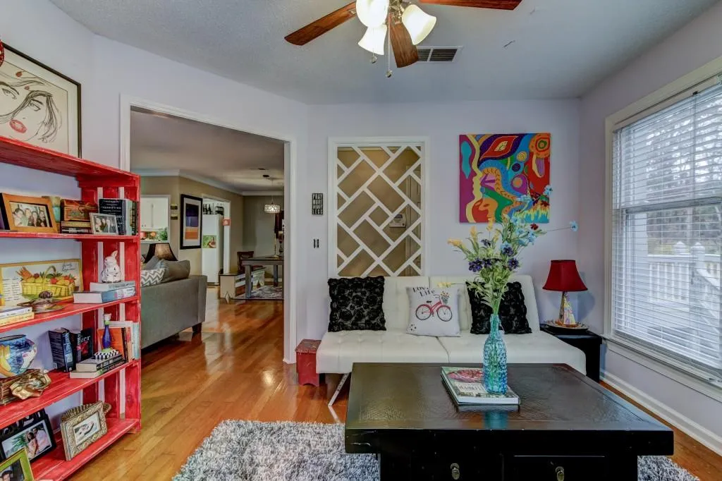 703 Hollyfax Circle, Atlanta, Georgia 30328, 1 Bedroom Bedrooms, ,1 BathroomBathrooms,Residential,Sold,703 Hollyfax Circle,5940980