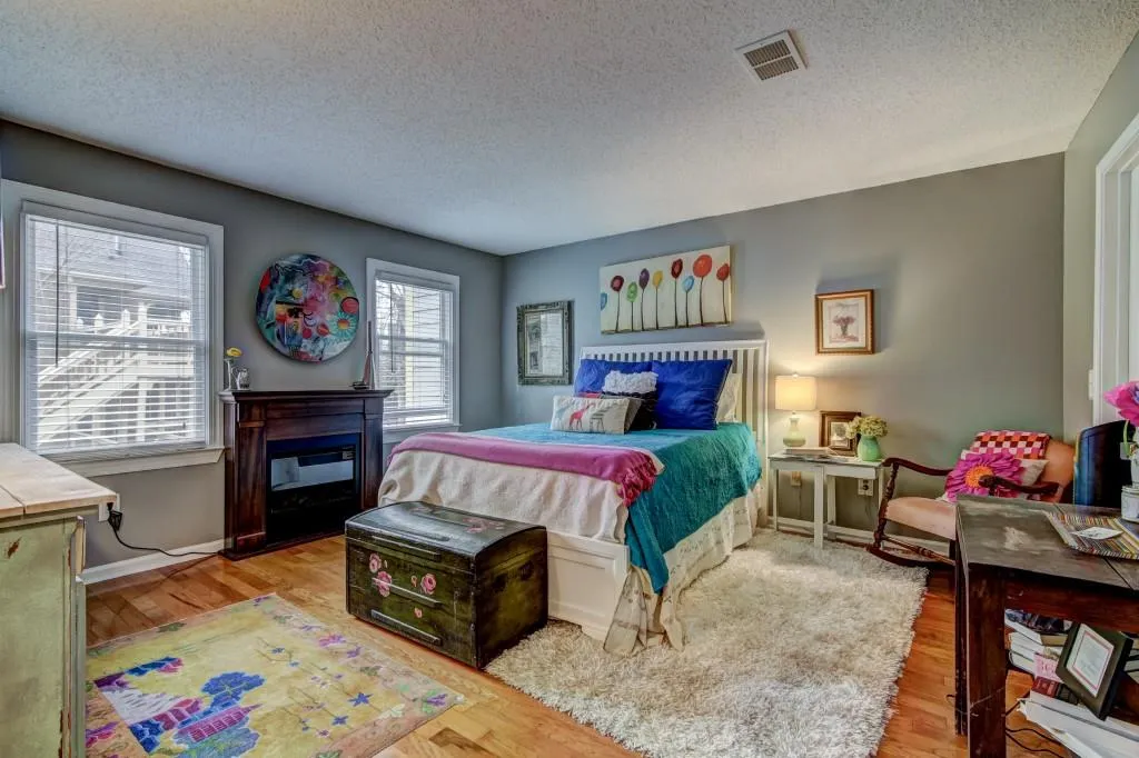 703 Hollyfax Circle, Atlanta, Georgia 30328, 1 Bedroom Bedrooms, ,1 BathroomBathrooms,Residential,Sold,703 Hollyfax Circle,5940980