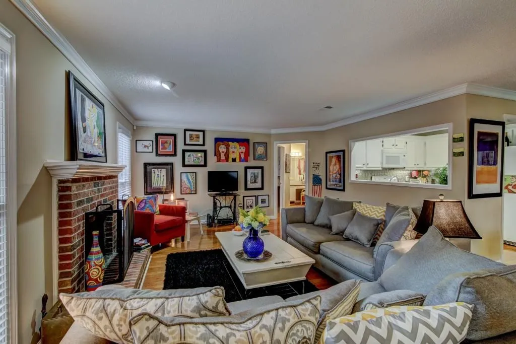 703 Hollyfax Circle, Atlanta, Georgia 30328, 1 Bedroom Bedrooms, ,1 BathroomBathrooms,Residential,Sold,703 Hollyfax Circle,5940980