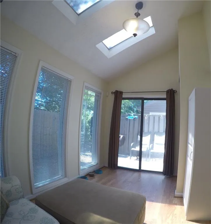 7750 Roswell Road Unit 5a, Sandy Springs, Georgia 30350, 2 Bedrooms Bedrooms, ,1 BathroomBathrooms,Residential,Sold,7750 Roswell Road Unit 5a,5848808