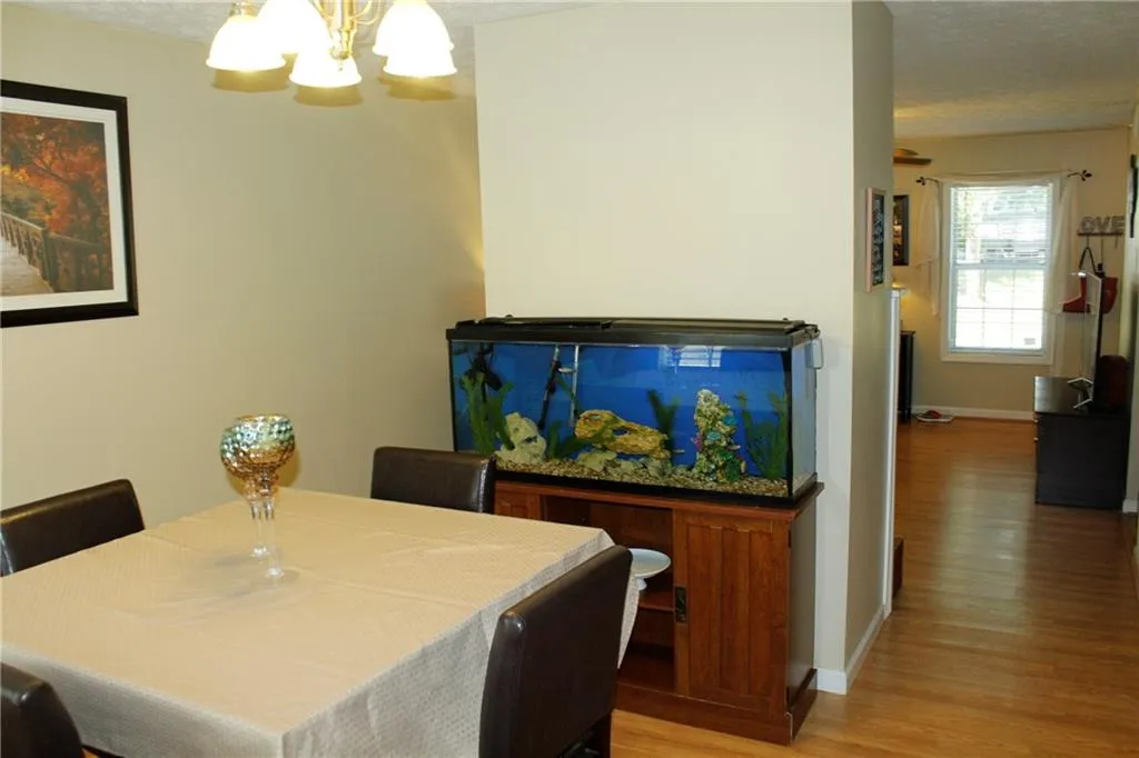 7750 Roswell Road Unit 5a, Sandy Springs, Georgia 30350, 2 Bedrooms Bedrooms, ,1 BathroomBathrooms,Residential,Sold,7750 Roswell Road Unit 5a,5848808