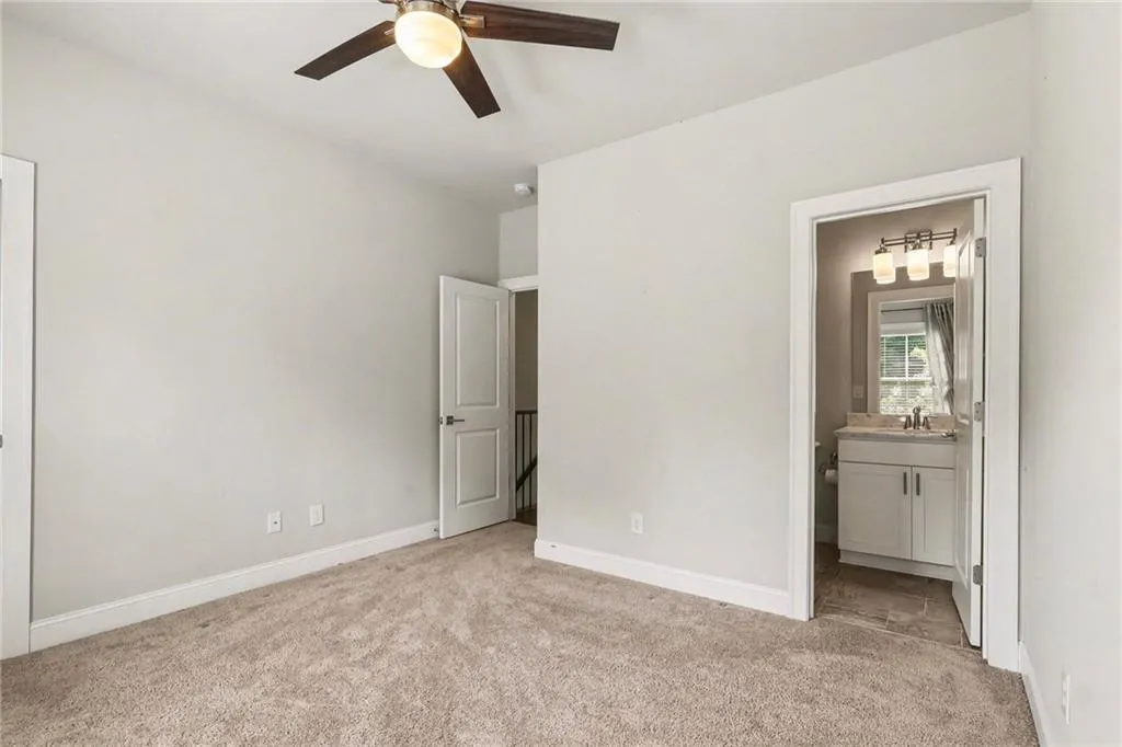4745 Roswell Road, Atlanta, Georgia 30342, 2 Bedrooms Bedrooms, ,2 BathroomsBathrooms,Residential,For Sale,4745 Roswell Road,7747415
