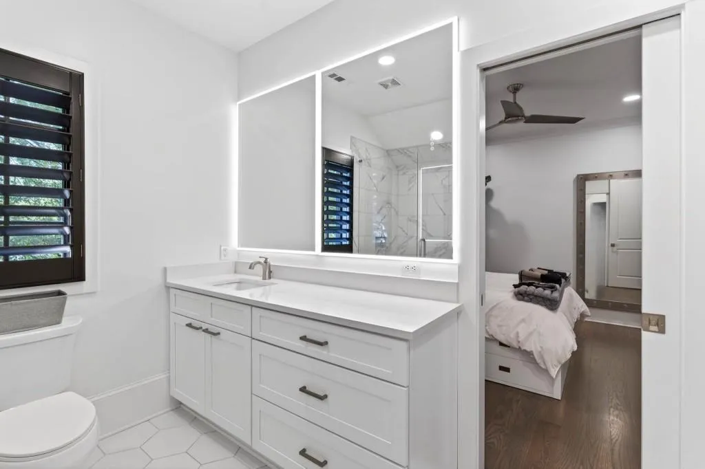 4075 Peachtree Dunwoody Road Ne, Atlanta, Georgia 30342, 5 Bedrooms Bedrooms, 0 ,4 BathroomsBathrooms,Residential,For Sale,4075 Peachtree Dunwoody Road Ne,7750549