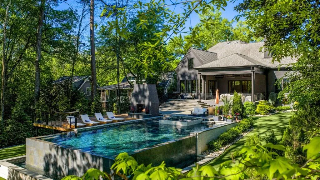 4075 Peachtree Dunwoody Road Ne, Atlanta, Georgia 30342, 5 Bedrooms Bedrooms, 0 ,4 BathroomsBathrooms,Residential,For Sale,4075 Peachtree Dunwoody Road Ne,7750549
