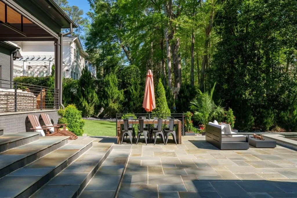 4075 Peachtree Dunwoody Road Ne, Atlanta, Georgia 30342, 5 Bedrooms Bedrooms, 0 ,4 BathroomsBathrooms,Residential,For Sale,4075 Peachtree Dunwoody Road Ne,7750549