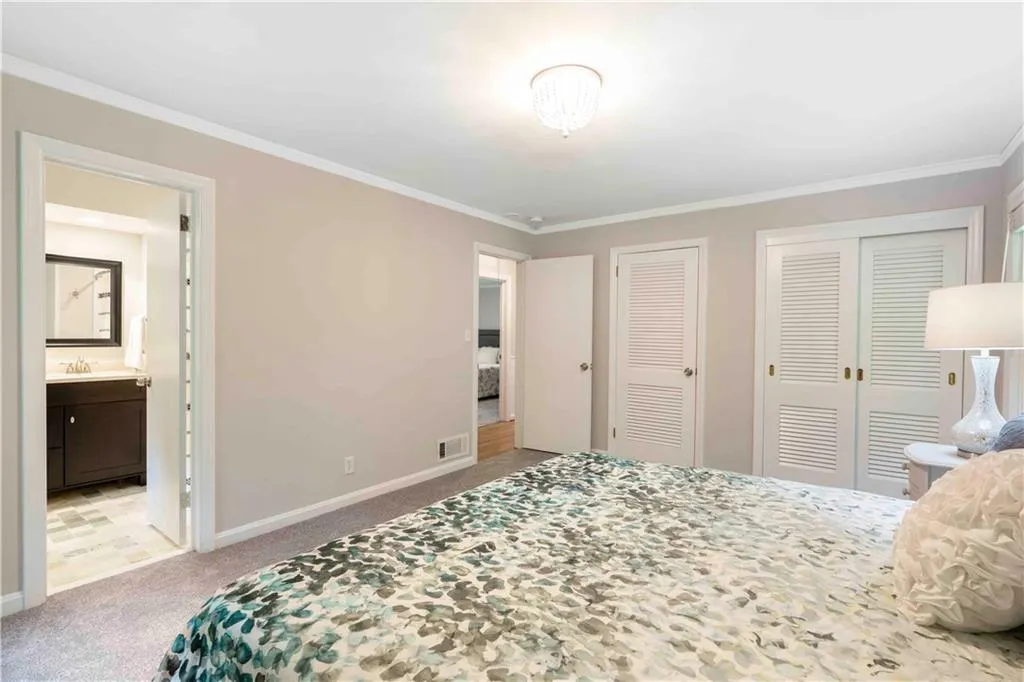 100 Wyndham Drive, Atlanta, Georgia 30328, 4 Bedrooms Bedrooms, ,2 BathroomsBathrooms,Residential,Sold,100 Wyndham Drive,6912619