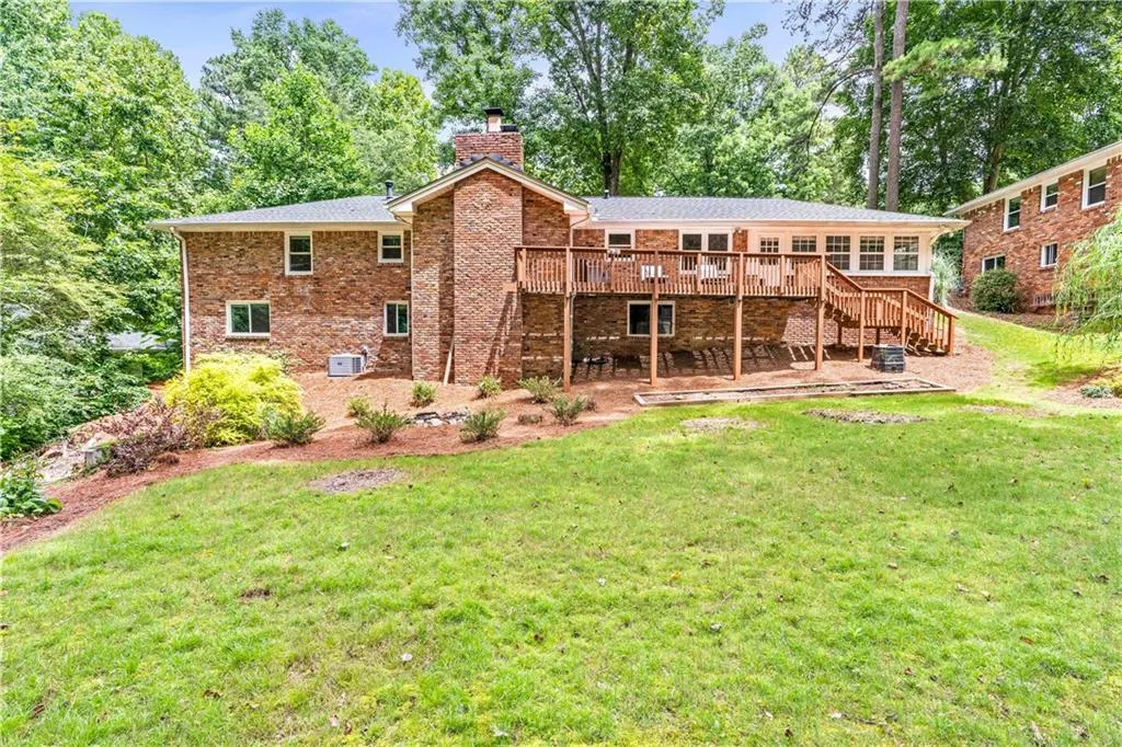 100 Wyndham Drive, Atlanta, Georgia 30328, 4 Bedrooms Bedrooms, ,2 BathroomsBathrooms,Residential,Sold,100 Wyndham Drive,6912619