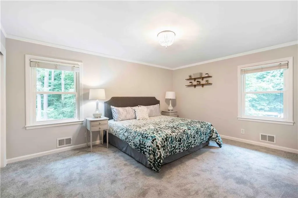 100 Wyndham Drive, Atlanta, Georgia 30328, 4 Bedrooms Bedrooms, ,2 BathroomsBathrooms,Residential,Sold,100 Wyndham Drive,6912619