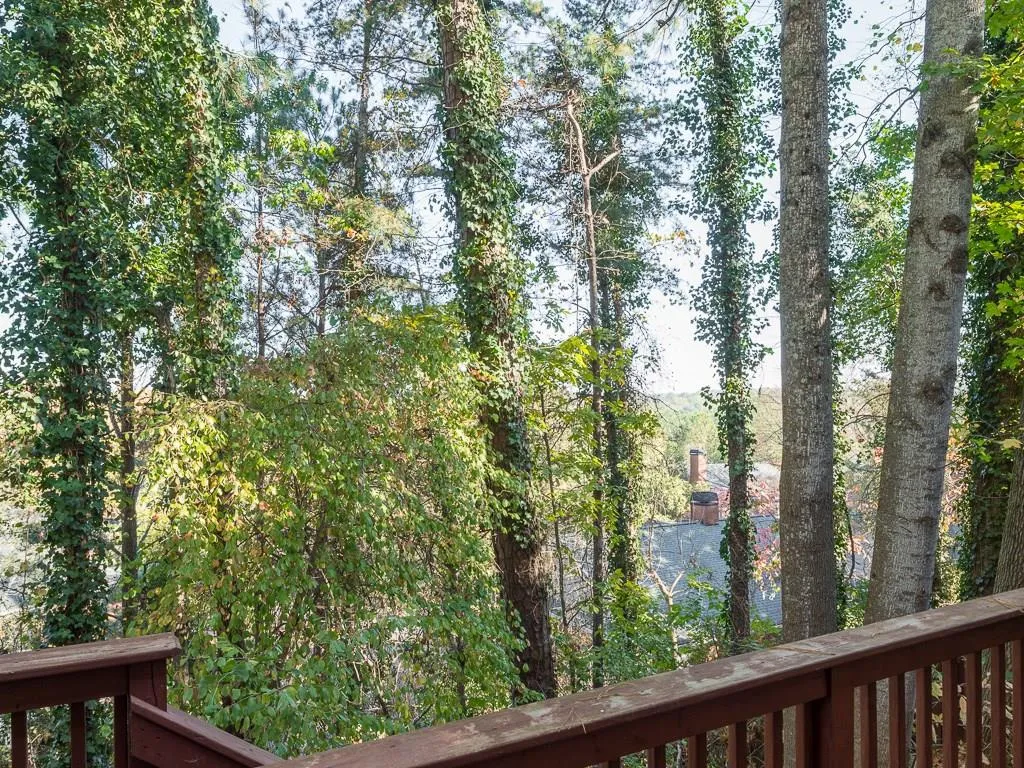 1205 Brighton Point, Sandy Springs, Georgia 30328, 2 Bedrooms Bedrooms, ,2 BathroomsBathrooms,Residential,Sold,1205 Brighton Point,5770840