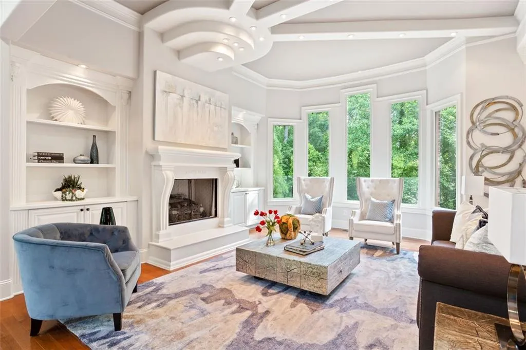 5153 Northland Drive, Atlanta, Georgia 30342, 5 Bedrooms Bedrooms, ,5 BathroomsBathrooms,Residential,Sold,5153 Northland Drive,6937283