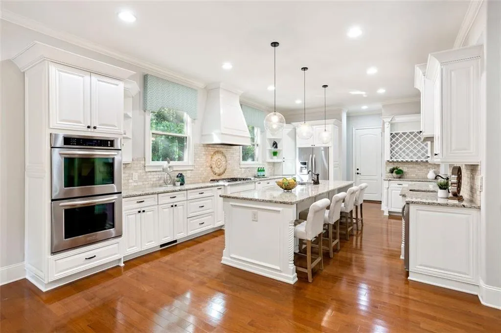 5153 Northland Drive, Atlanta, Georgia 30342, 5 Bedrooms Bedrooms, ,5 BathroomsBathrooms,Residential,Sold,5153 Northland Drive,6937283