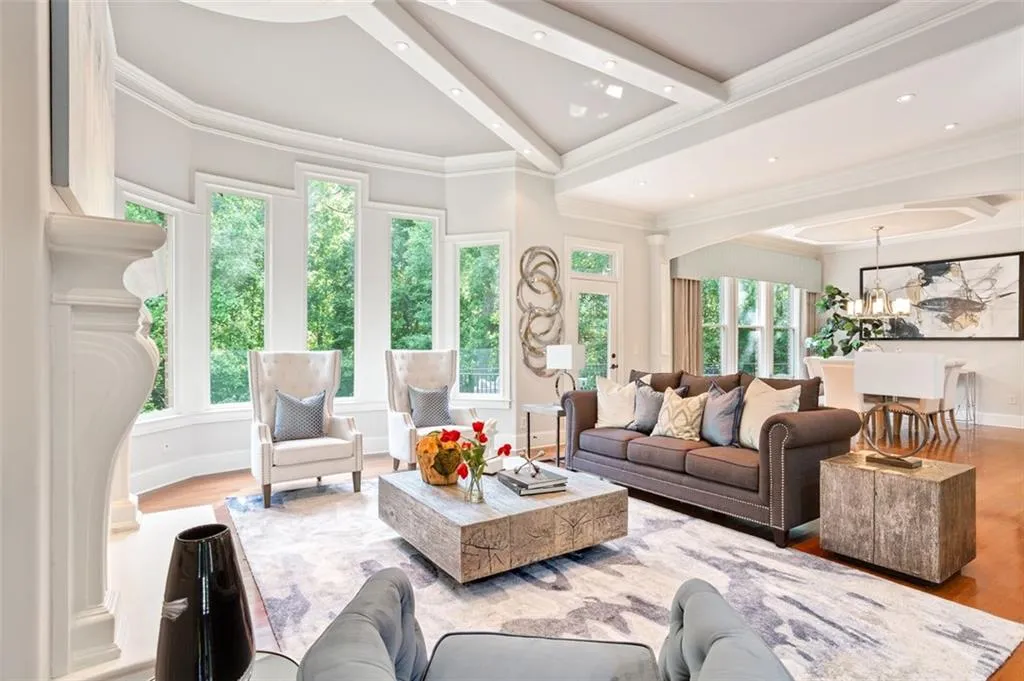 5153 Northland Drive, Atlanta, Georgia 30342, 5 Bedrooms Bedrooms, ,5 BathroomsBathrooms,Residential,Sold,5153 Northland Drive,6937283