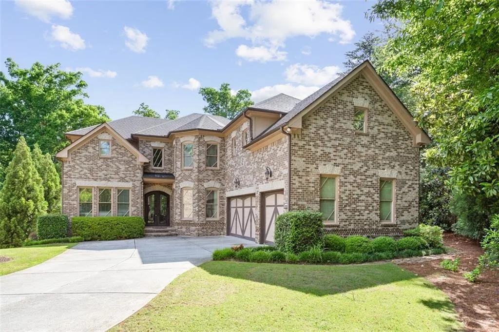 5153 Northland Drive, Atlanta, Georgia 30342, 5 Bedrooms Bedrooms, ,5 BathroomsBathrooms,Residential,Sold,5153 Northland Drive,6937283