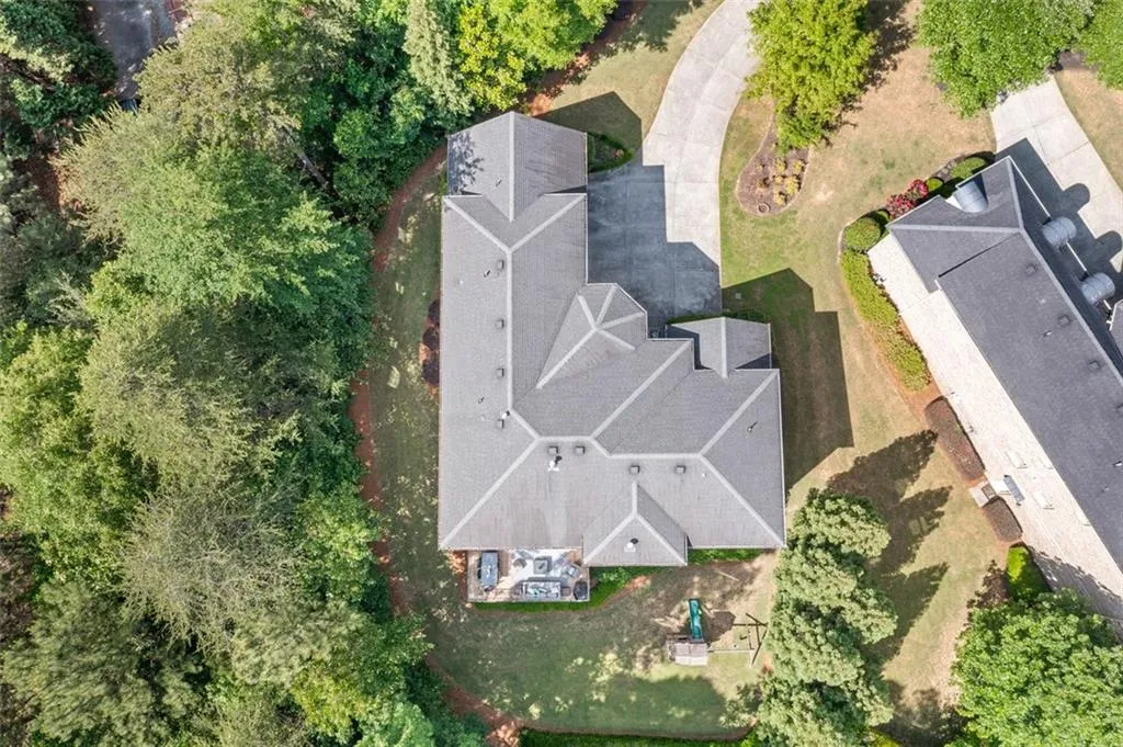 5153 Northland Drive, Atlanta, Georgia 30342, 5 Bedrooms Bedrooms, ,5 BathroomsBathrooms,Residential,Sold,5153 Northland Drive,6937283