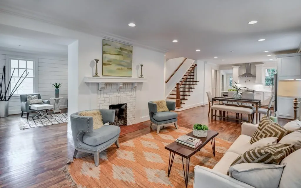 181 Springdale Drive Ne, Atlanta, Georgia 30305, 5 Bedrooms Bedrooms, ,3 BathroomsBathrooms,Residential,Sold,181 Springdale Drive Ne,6016857