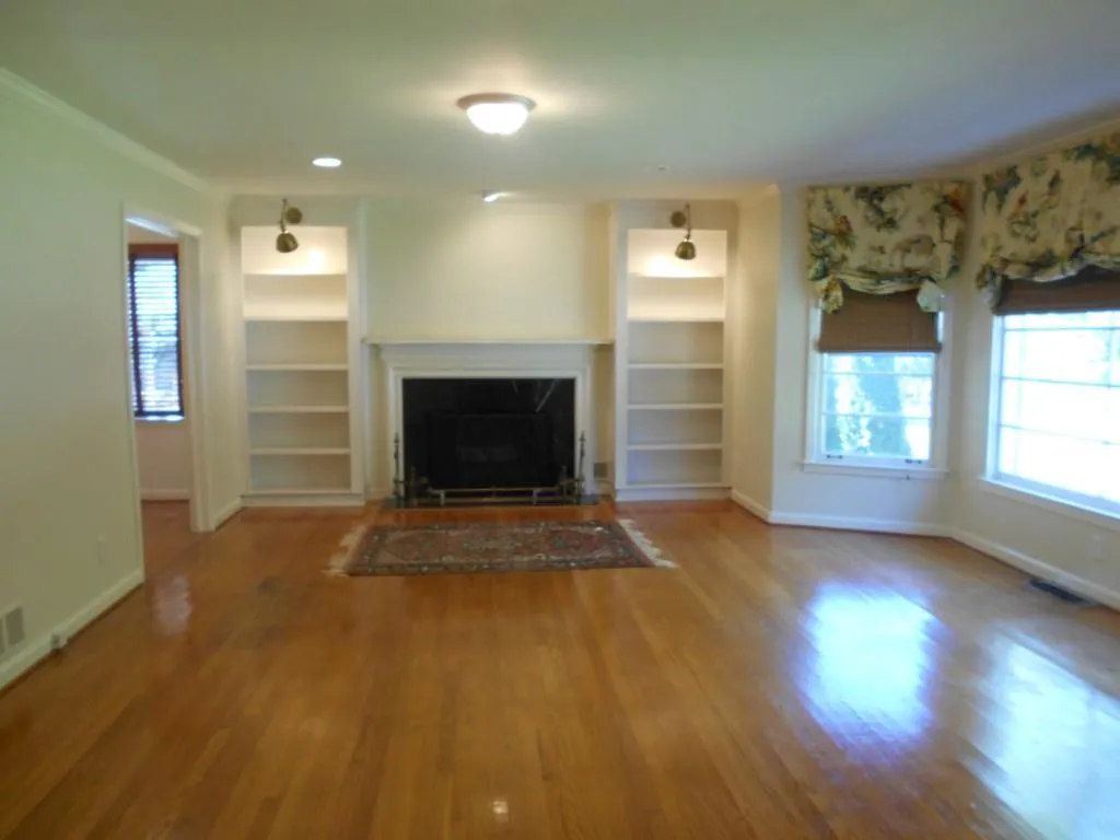 2571 Sharondale Drive Ne, Atlanta, Georgia 30305, 3 Bedrooms Bedrooms, ,2 BathroomsBathrooms,Residential,Sold,2571 Sharondale Drive Ne,5907974