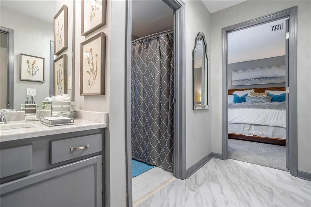 400 Bainbridge Dr, Sandy Springs, Georgia 30327, 2 Bedrooms Bedrooms, ,2 BathroomsBathrooms,Residential,Sold,400 Bainbridge Dr,7025996
