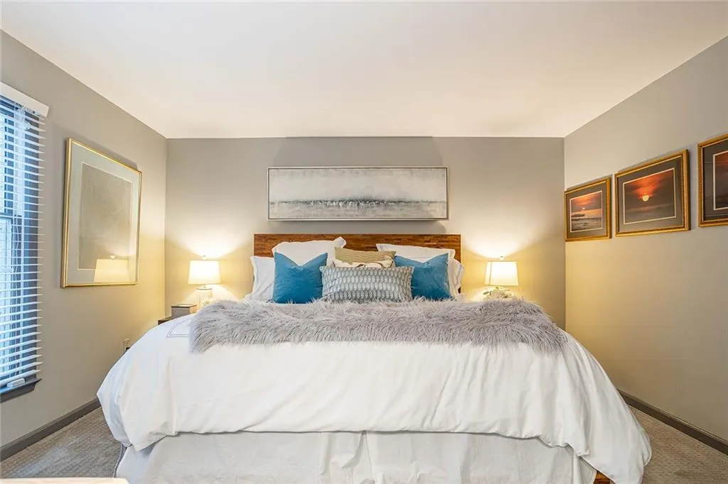 400 Bainbridge Dr, Sandy Springs, Georgia 30327, 2 Bedrooms Bedrooms, ,2 BathroomsBathrooms,Residential,Sold,400 Bainbridge Dr,7025996
