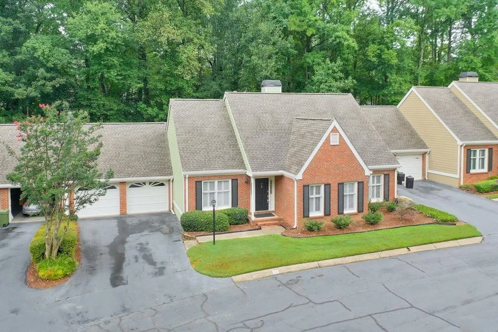39 Vernon Glen Court