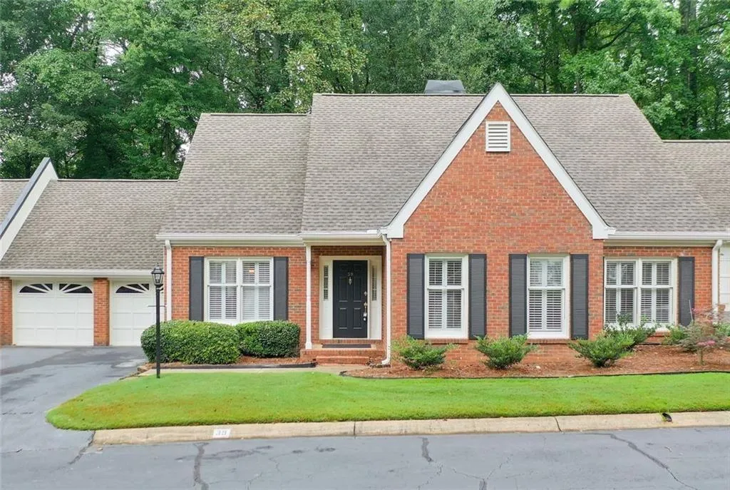 39 Vernon Glen Court, Atlanta, Georgia 30338, 3 Bedrooms Bedrooms, ,3 BathroomsBathrooms,Residential,For Sale,39 Vernon Glen Court,7629505